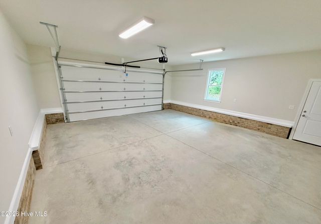 3128 Kelly Road, Kinston, NC 28504