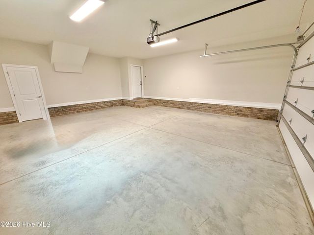 3128 Kelly Road, Kinston, NC 28504