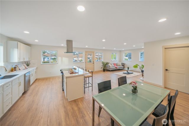 1249 SW 151st Street, Burien, WA 98166