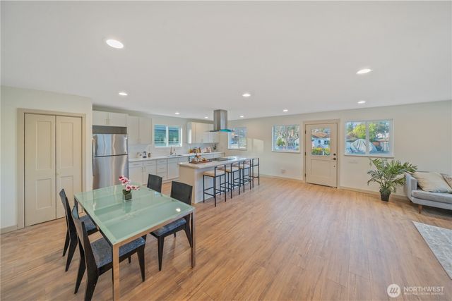 1249 SW 151st Street, Burien, WA 98166