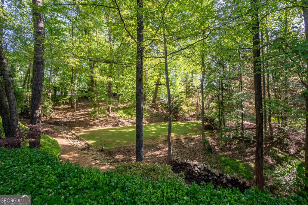 5977 Nachoochee Trail, Flowery Branch, GA 30542