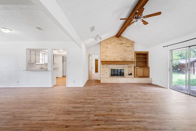 10604 School House LN, Austin, TX 78750