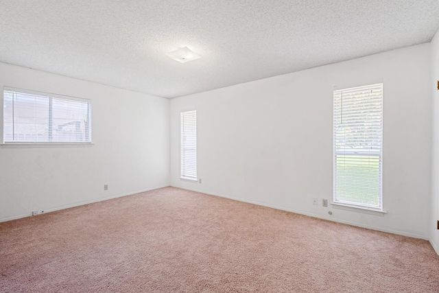 10604 School House LN, Austin, TX 78750