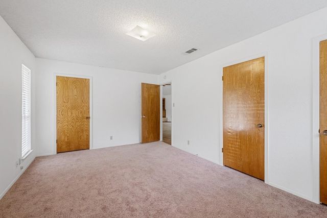 10604 School House LN, Austin, TX 78750