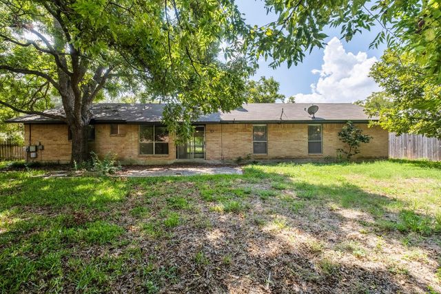 10604 School House LN, Austin, TX 78750