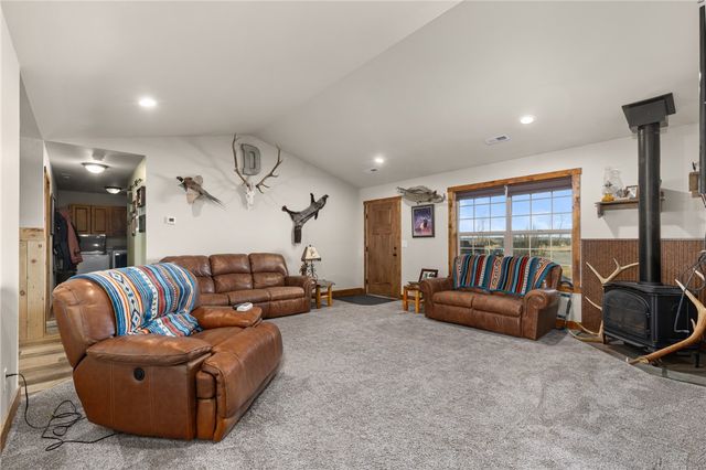 10 Sagebrush Downs, Park City, MT 59063