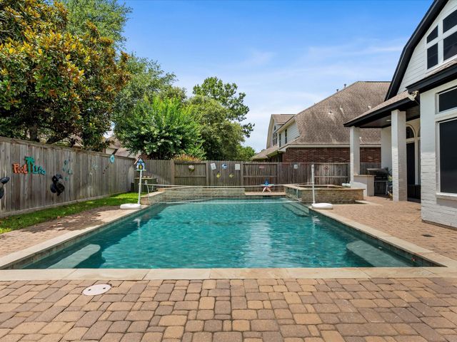 5910 Center Court Drive, Spring, TX 77379