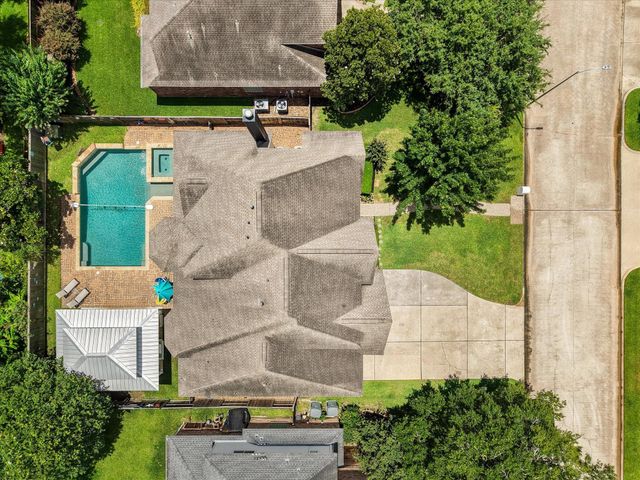 5910 Center Court Drive, Spring, TX 77379