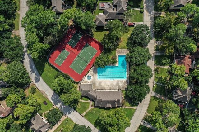 5910 Center Court Drive, Spring, TX 77379