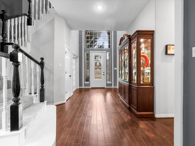 5910 Center Court Drive, Spring, TX 77379