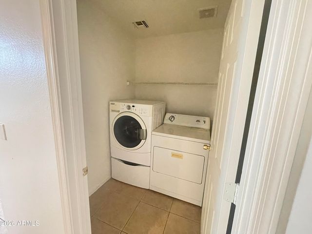 915 W BOWKER Street, Phoenix, AZ 85041