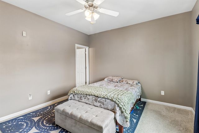 6255 Beechtree Drive 1302, West Des Moines, IA 50266