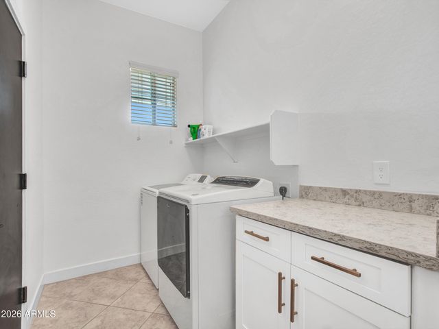 6423 W SILVER SAGE Lane, Phoenix, AZ 85083