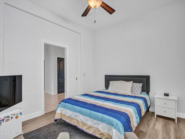 6423 W SILVER SAGE Lane, Phoenix, AZ 85083
