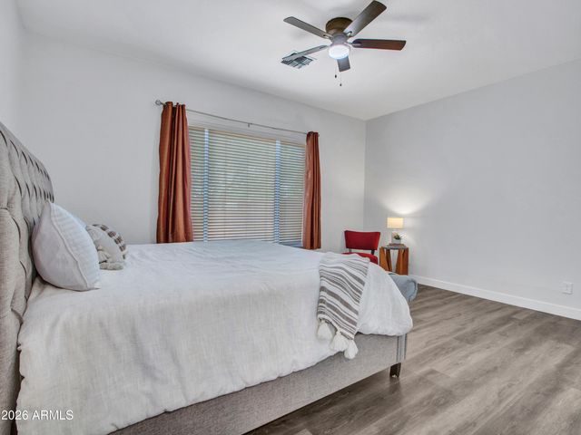 6423 W SILVER SAGE Lane, Phoenix, AZ 85083
