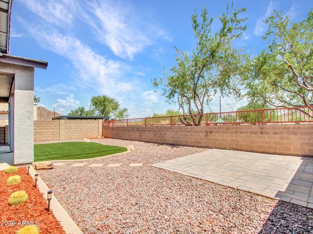 6423 W SILVER SAGE Lane, Phoenix, AZ 85083