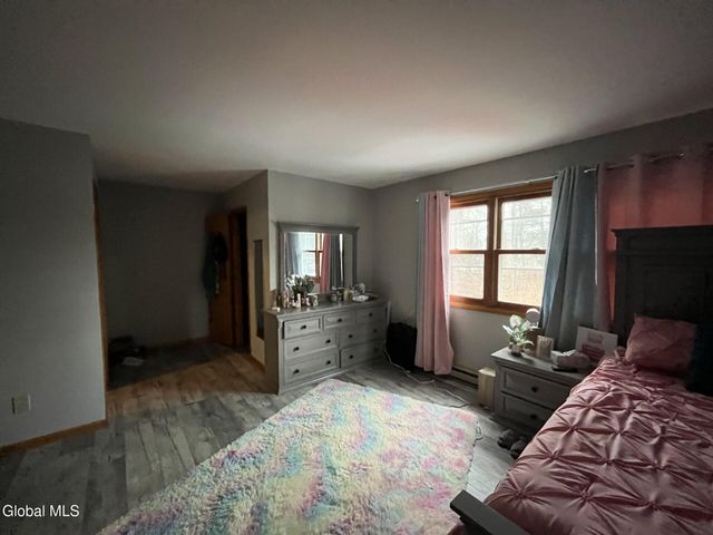 3 Chrisken Drive A, Bethlehem, NY 12077