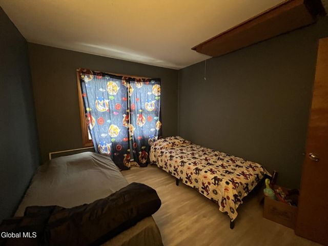 3 Chrisken Drive A, Bethlehem, NY 12077