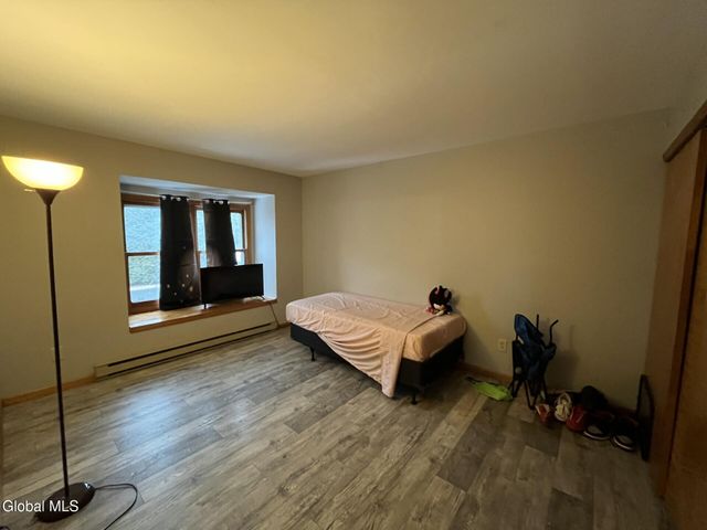 3 Chrisken Drive A, Bethlehem, NY 12077