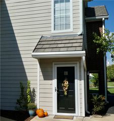 11628 Tomahawk Creek Parkway L, Leawood, KS 66211