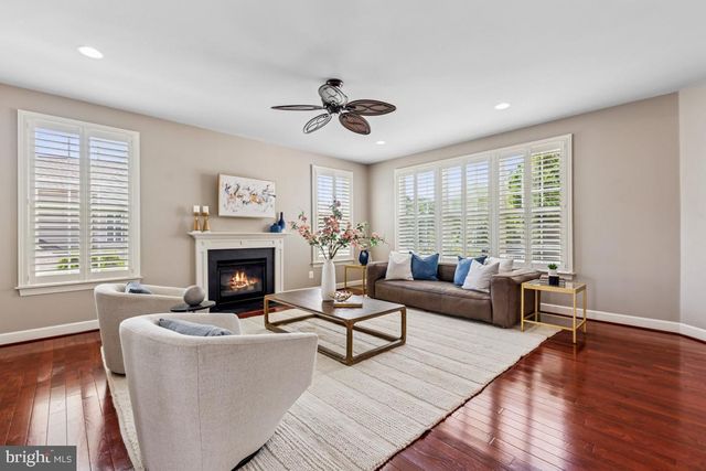 40999 WAXWING DR, Leesburg, VA 20175