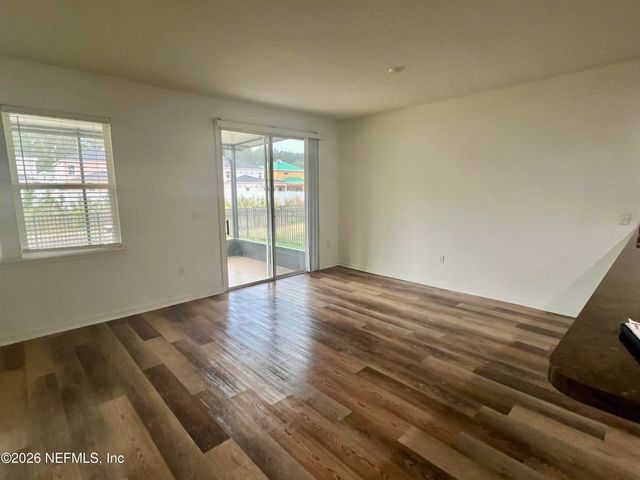 556 WORCESTER Court, Jacksonville, FL 32218