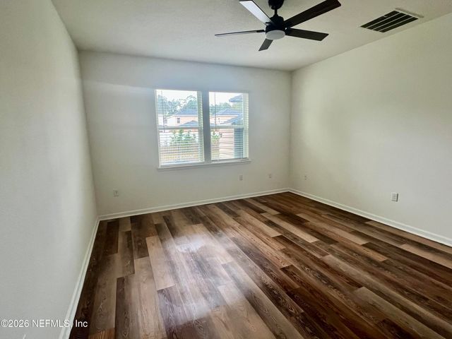 556 WORCESTER Court, Jacksonville, FL 32218