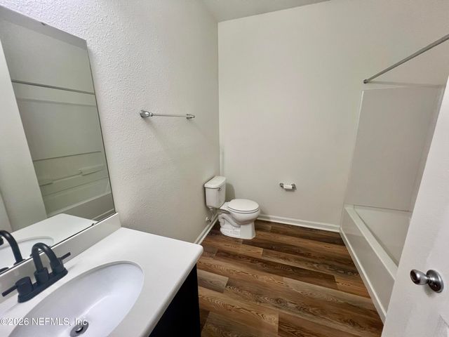 556 WORCESTER Court, Jacksonville, FL 32218