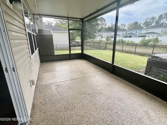 556 WORCESTER Court, Jacksonville, FL 32218