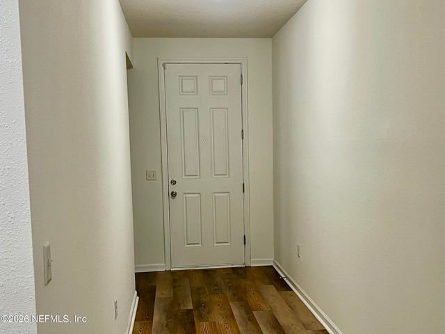 556 WORCESTER Court, Jacksonville, FL 32218