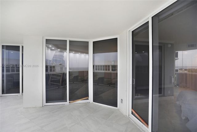 4775 COLLINS AV 1804, Miami Beach, FL 33140