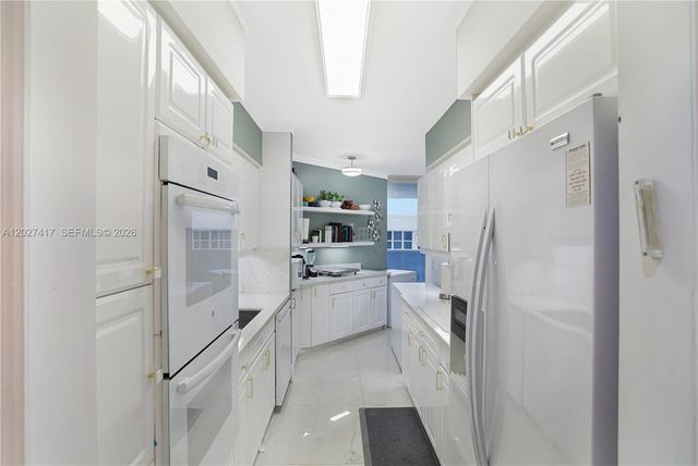4775 COLLINS AV 1804, Miami Beach, FL 33140