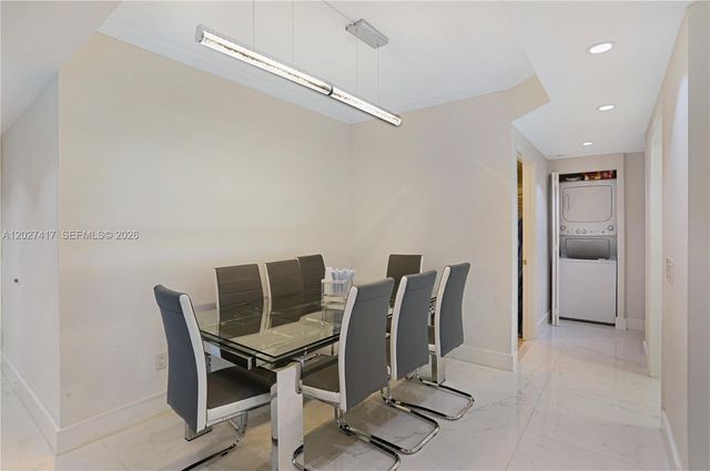 4775 COLLINS AV 1804, Miami Beach, FL 33140