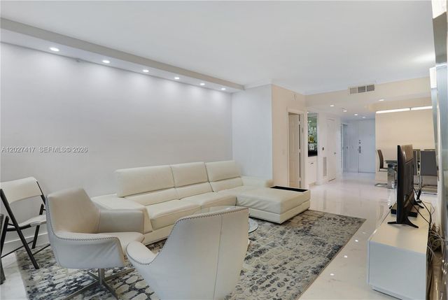 4775 COLLINS AV 1804, Miami Beach, FL 33140