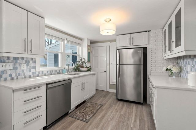 10 Trenton St, Yarmouth, MA 02673