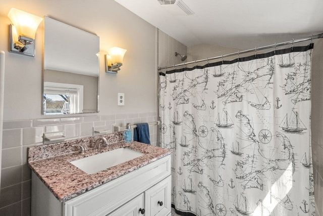 10 Trenton St, Yarmouth, MA 02673