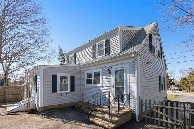 10 Trenton St, Yarmouth, MA 02673