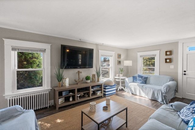 10 Trenton St, Yarmouth, MA 02673