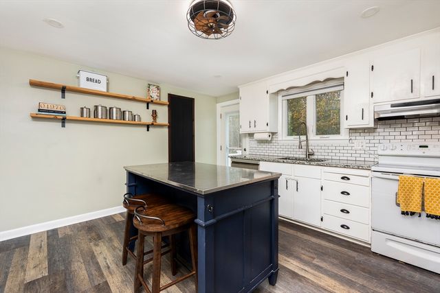 22 Calabrese Street, Salem, MA 01970