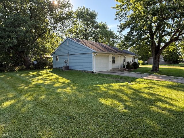 4425 Burrwood Drive, Indianapolis, IN 46235