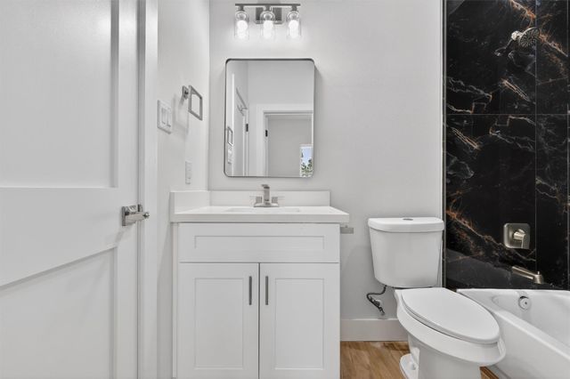 1067 Ferguson Way, Houston, TX 77088