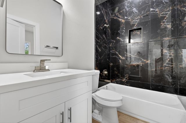 1067 Ferguson Way, Houston, TX 77088
