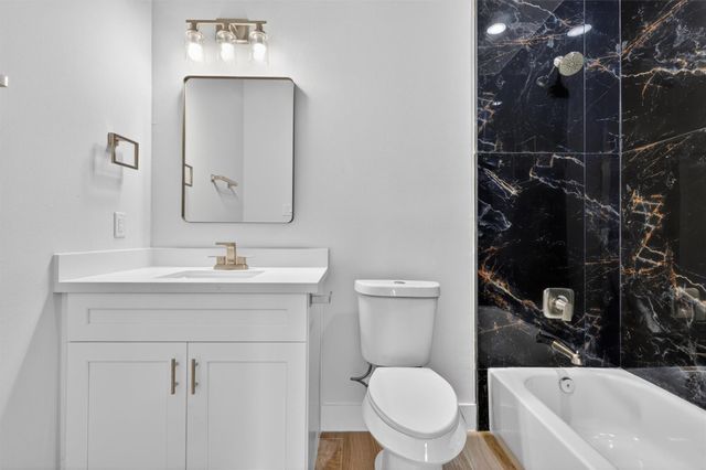 1067 Ferguson Way, Houston, TX 77088