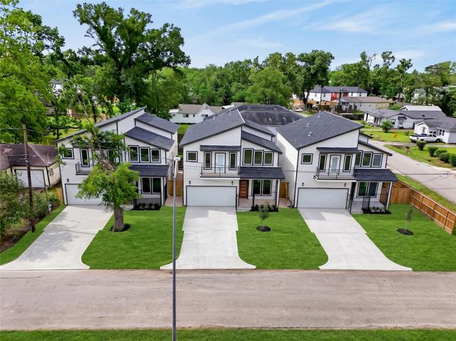 1067 Ferguson Way, Houston, TX 77088