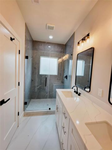 1067 Ferguson Way, Houston, TX 77088