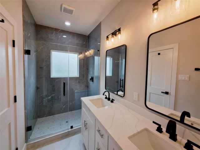 1067 Ferguson Way, Houston, TX 77088