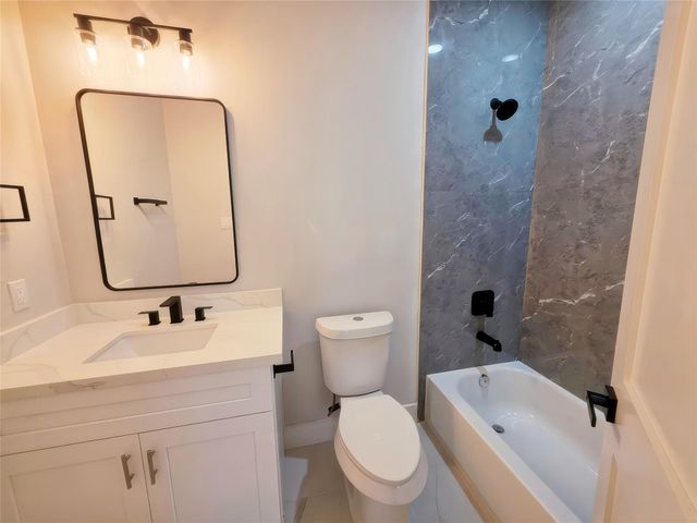 1067 Ferguson Way, Houston, TX 77088