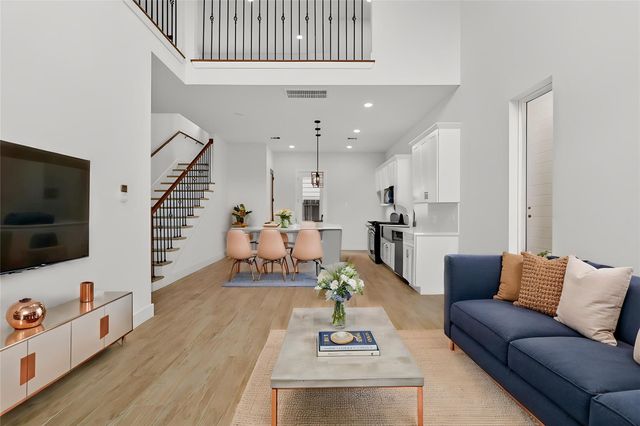 1067 Ferguson Way, Houston, TX 77088