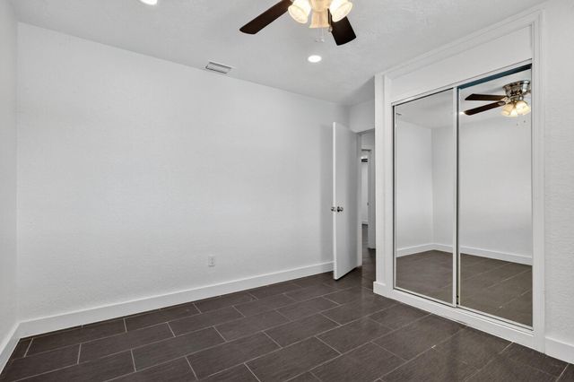 9720 NW 4 ST, Pembroke Pines, FL 33024