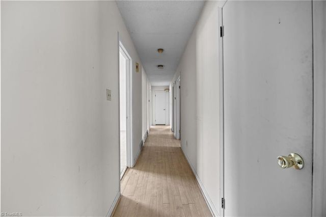 204 Hamilton Road, Lexington, NC 27295